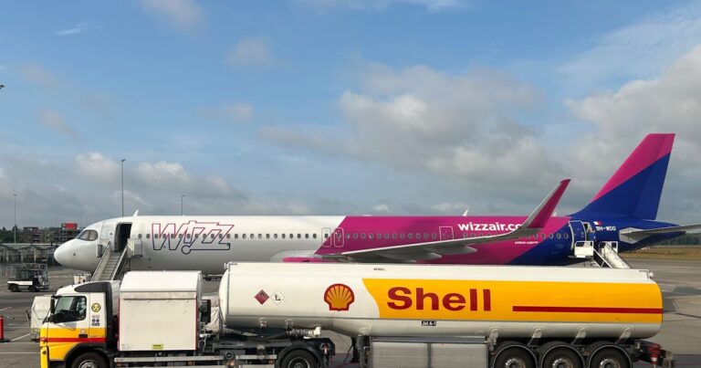 Oil Is at $106. Goldman Can’t Keep Up. Budget Airlines Are Begging Washington for $2.5 Billion.